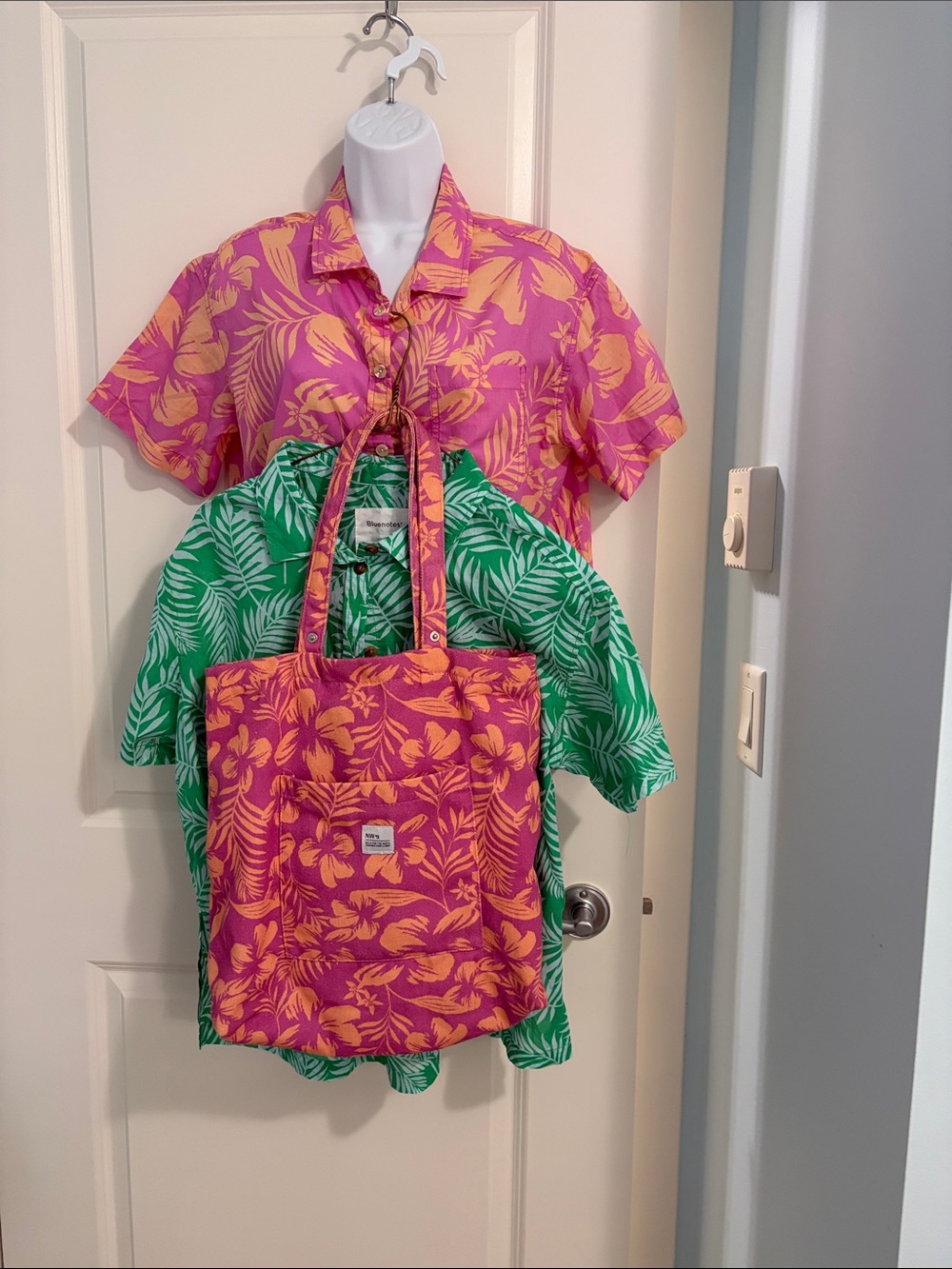Bluenotes Green and White Tropical Print Shirt with matching tote